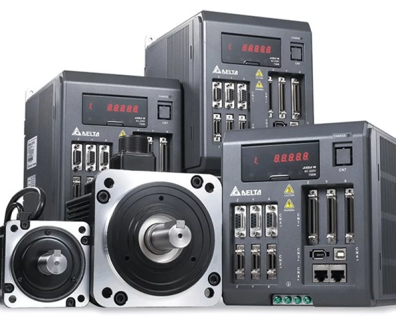 ASD-M-1521-F Блок управления 3-мя сервомоторами, 3x1.5кВт 1x220В, второй вход обратной связи, высокоскоростная шина DMCNET