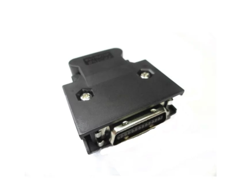 Разъём CN6 для ввода сигналов управления через разъём CN1 сервопривода MR-J2CMP2